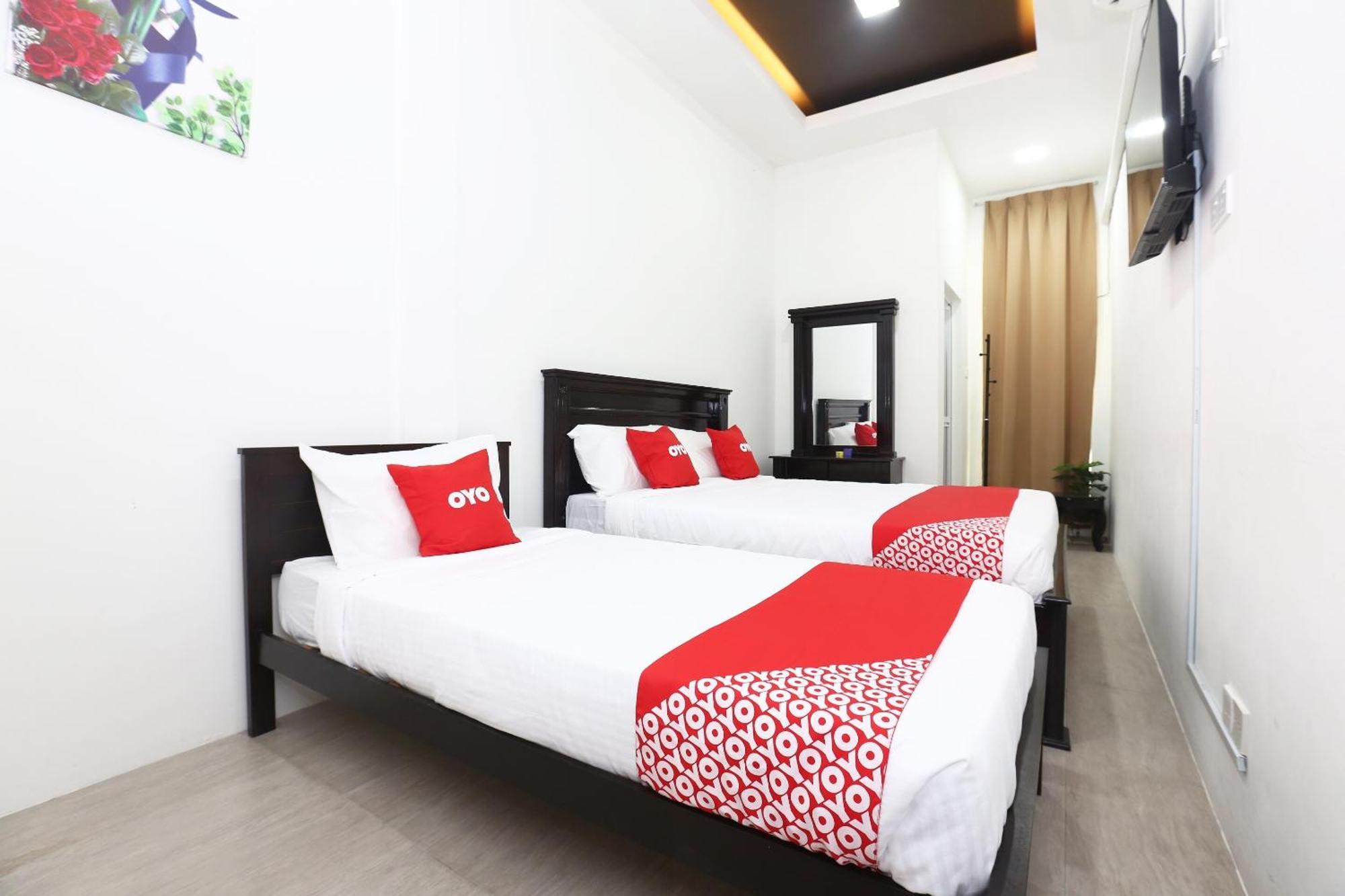 โอโย 89678 อาดี โฮเต็ล Hotel กัวลาตรังกานู ภายนอก รูปภาพ